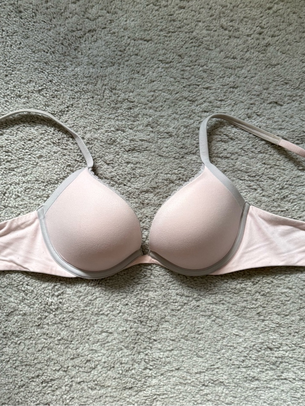 Victoria's Secret Pale Pink Smooth T-Shirt Bra